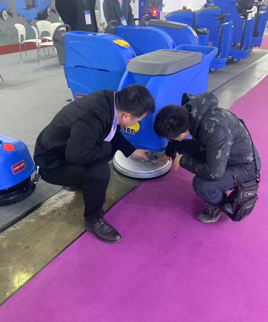 湛江小型电动洗地机是否适合用于环卫保洁